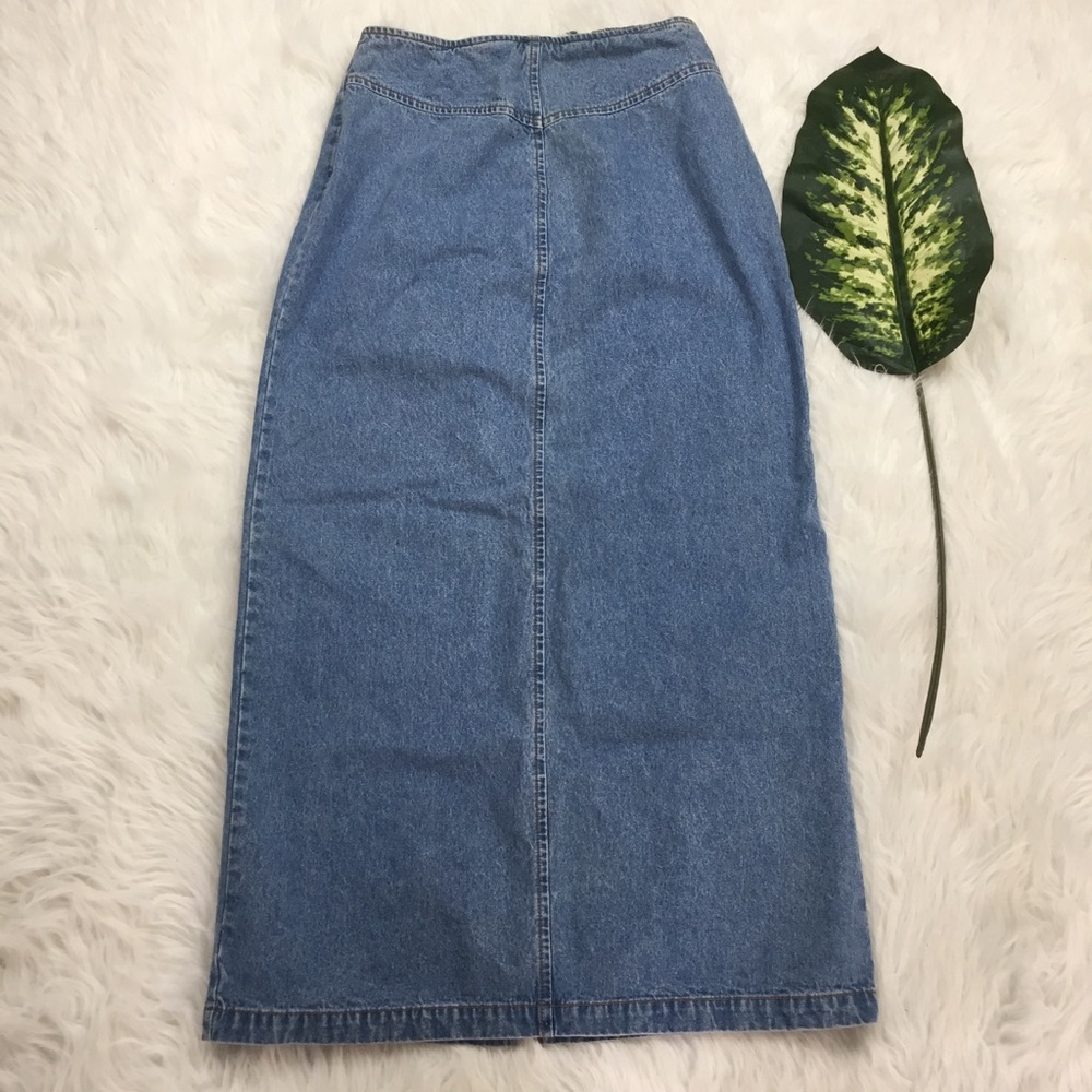Newport News Jeanology Collection skirt sz 10